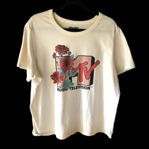 MTV Music Television Tshirt. Off White with Pink Graphic Size XXL